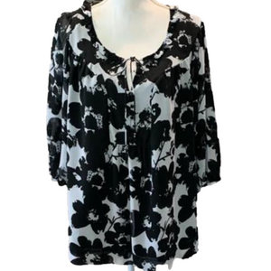 a.n.a A New Approach Black & White Floral Blouse Top